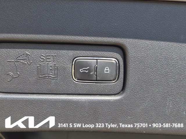 Used 2021 Lincoln Aviator Reserve w/ Elements Package Plus RWD image 9