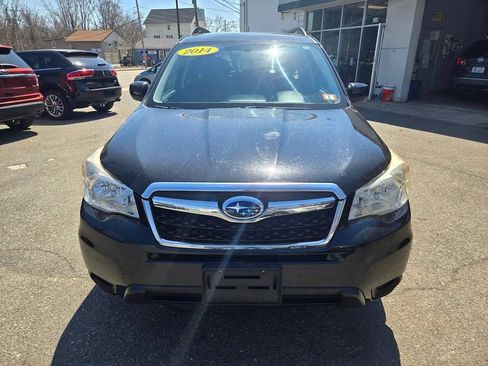 Used 2014 Subaru Forester 2.5i Premium w/ All-Weather Package AWD/4WD image 26