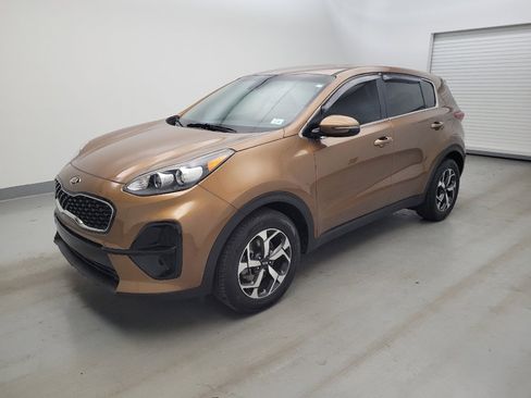 Used 2020 Kia Sportage LX w/ LX Popular Package FWD image 2