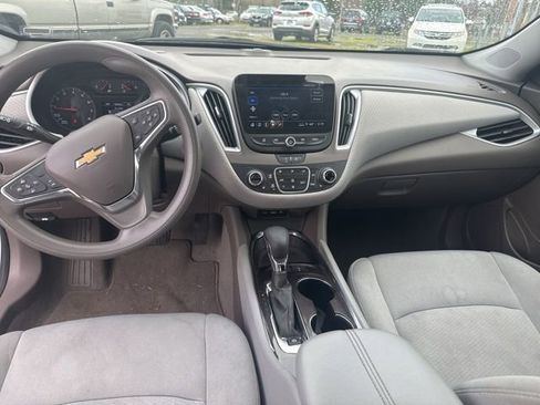 Used 2024 Chevrolet Malibu LT image 20