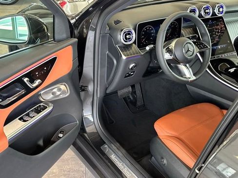 New 2026 Mercedes-Benz GLC 300 4MATIC image 14