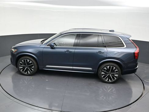 Used 2026 Volvo XC90 B6 Plus w/ Protection Package Premier AWD/4WD image 14