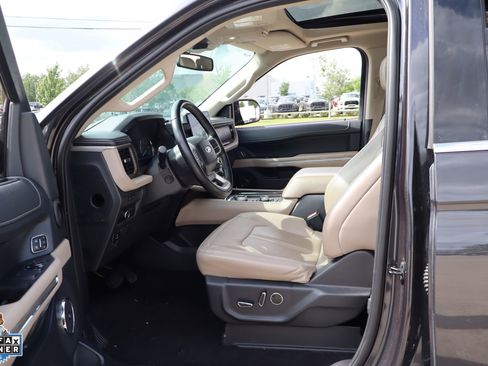 Used 2024 Ford Expedition Max Limited AWD/4WD image 26