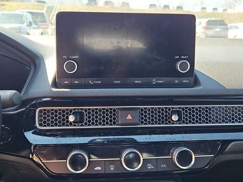 Used 2025 Honda Civic Sport image 21