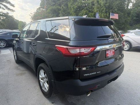 Used 2019 Chevrolet Traverse LS AWD/4WD image 7