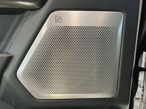 Used 2023 Ford F150 Lariat w/ Equipment Group 502A High image 16