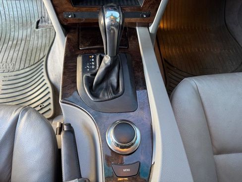 Used 2007 BMW 525xi Sedan image 33