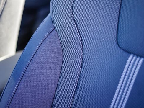 New 2025 Hyundai Elantra SE w/ Cargo Package image 28