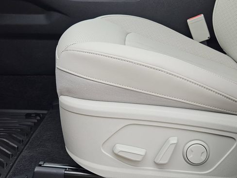 New 2026 Kia Sorento S w/ S Panoramic Sunroof Package FWD image 19