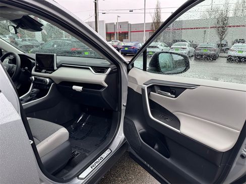 New 2025 Toyota RAV4 XLE image 10