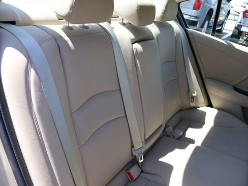 Used 2014 Honda Accord EX-L image 12