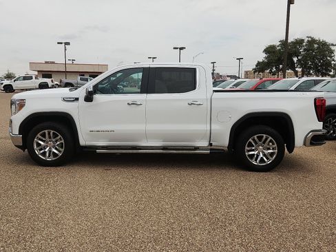 Used 2021 GMC Sierra 1500 SLT AWD/4WD image 2