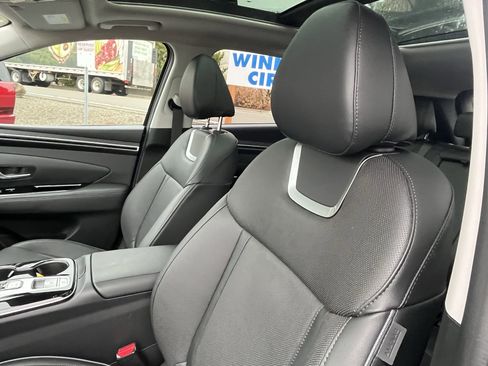 Certified 2023 Hyundai Tucson Limited image 18