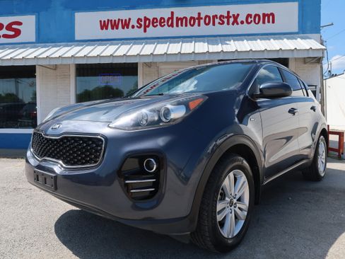 Used 2017 Kia Sportage LX AWD/4WD image 5