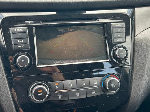 Used 2020 Nissan Rogue Sport S w/ Appearance Package FWD image 27
