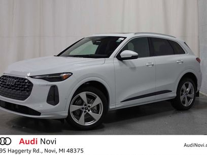 New 2025 Audi Q5 Premium Plus