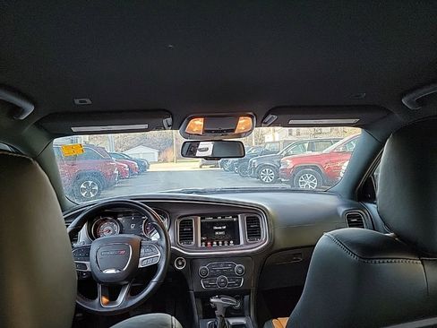 Used 2021 Dodge Charger SXT w/ Plus Group image 11