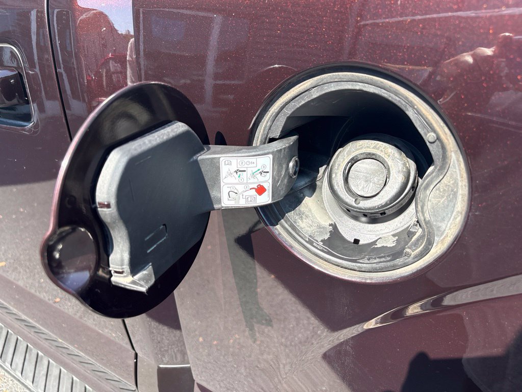 Used 2019 Ford F150 XLT w/ Equipment Group 302A Luxury AWD/4WD image 11