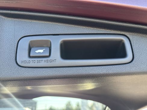 Used 2017 Honda CR-V EX-L image 4