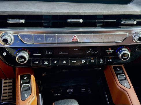 Used 2024 Kia Telluride SX Prestige X-Pro image 15