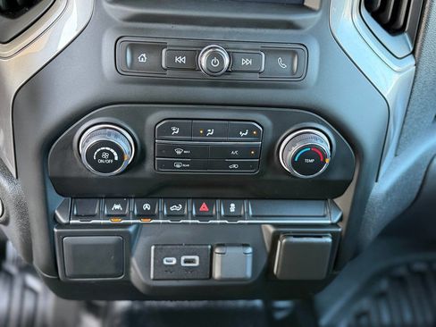 Used 2022 Chevrolet Silverado 1500 W/T w/ WT Value Package image 17