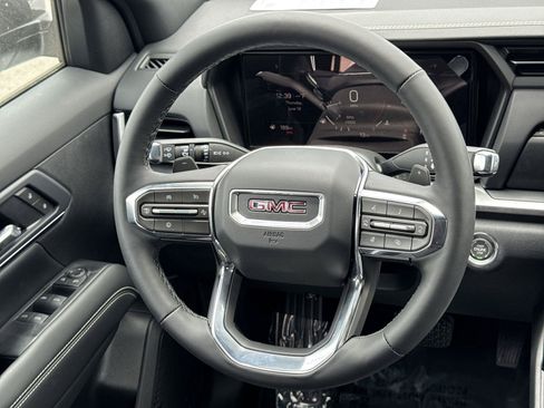 New 2026 GMC Terrain Elevation w/ Technology Package II FWD image 8