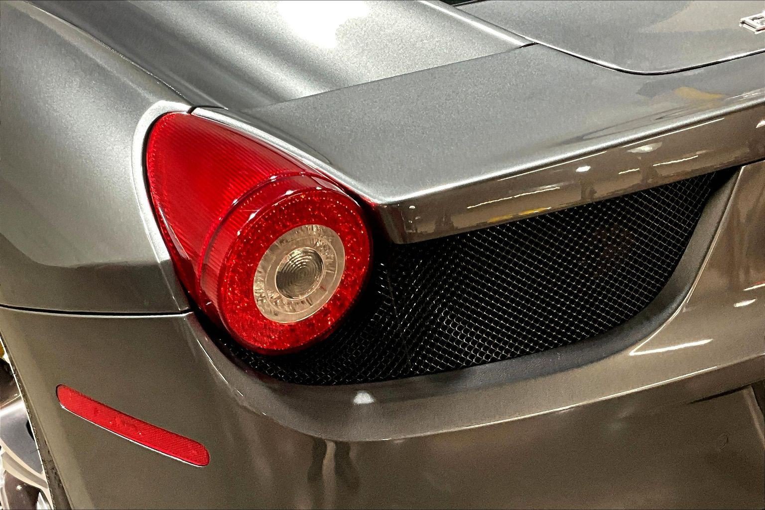 Used 2014 Ferrari 458 Italia Coupe RWD image 20