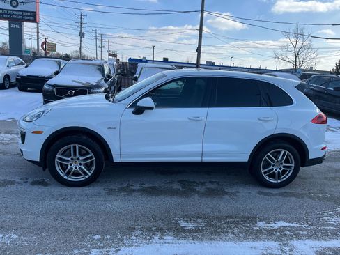 Used 2015 Porsche Cayenne Diesel image 2
