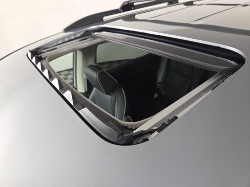 New 2026 Honda Odyssey Elite image 3