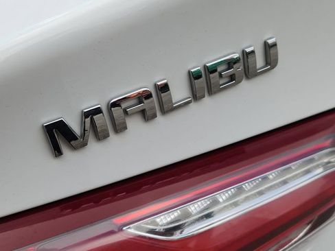 Certified 2022 Chevrolet Malibu LT image 30