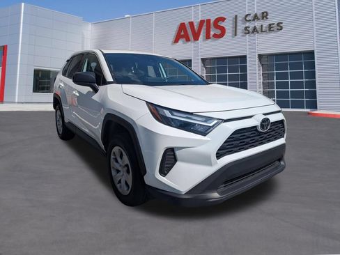 Used 2025 Toyota RAV4 LE FWD image 3