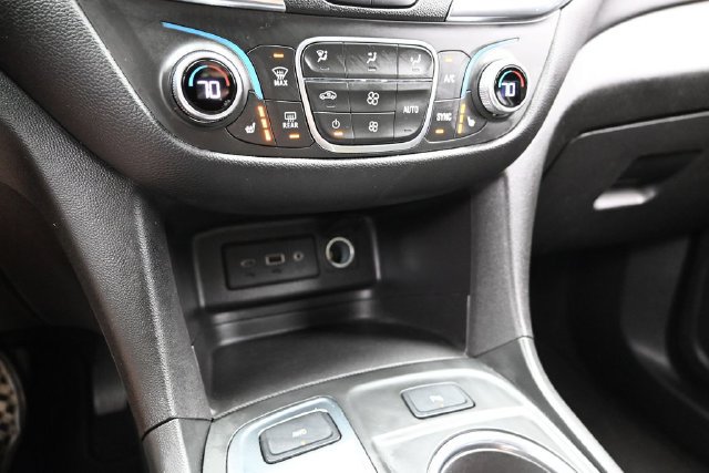 Used 2024 Chevrolet Equinox LT AWD/4WD image 43