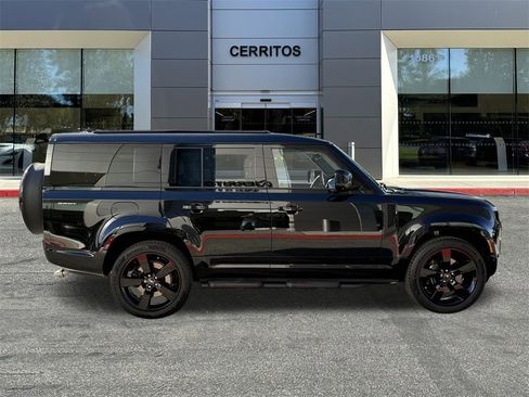 New 2025 Land Rover Defender 130 V8 image 5