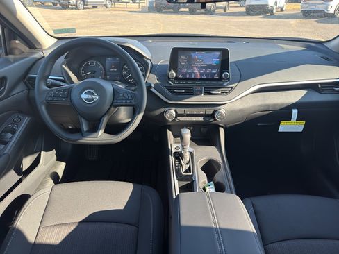 New 2025 Nissan Altima 2.5 S image 12