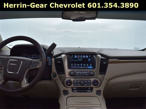 Used 2020 GMC Yukon Denali w/ Denali Ultimate Package image 6