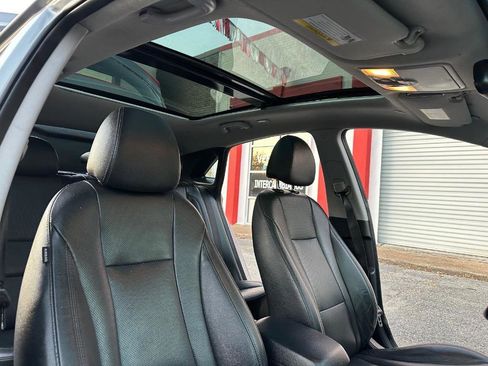 Used 2015 Hyundai Elantra GT w/ Option Group 03 image 33