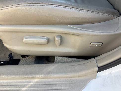 Used 2009 Toyota Camry XLE FWD image 23