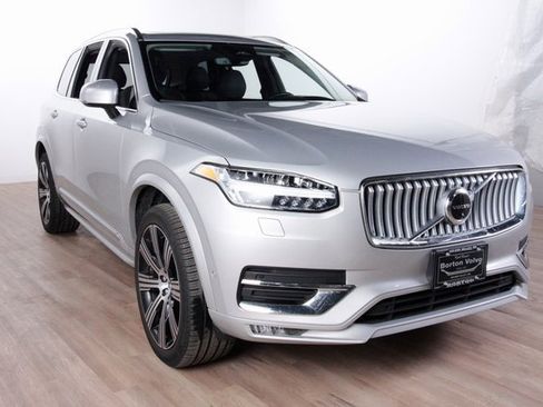 Certified 2023 Volvo XC90 B6 Ultimate image 3