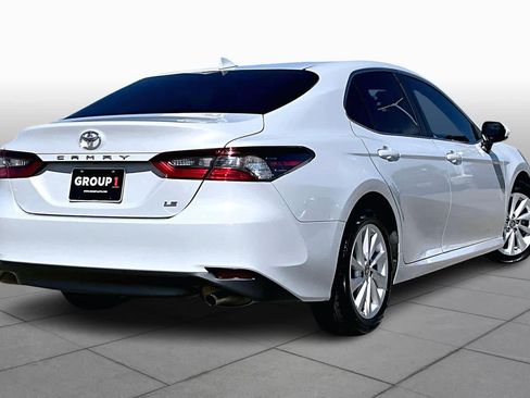 Used 2022 Toyota Camry LE w/ Carpet Mat Package (TMS) image 13