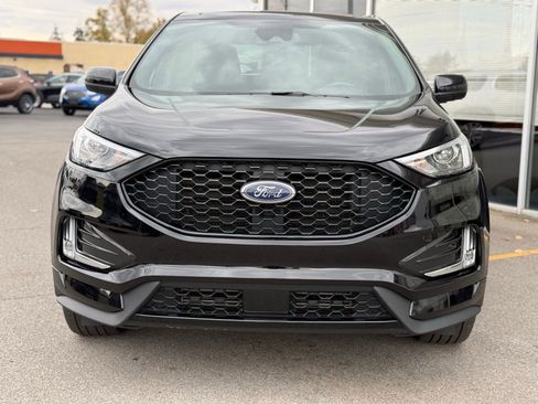 Used 2024 Ford Edge ST-Line image 2