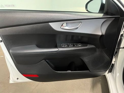 Used 2023 Kia Forte LXS FWD image 20