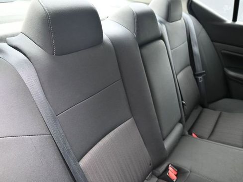Used 2024 Nissan Altima 2.5 SV FWD image 33