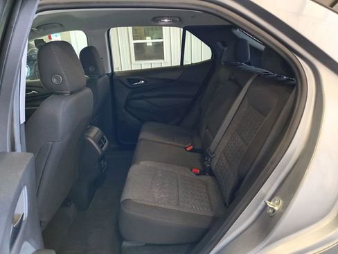 Used 2023 Chevrolet Equinox LT AWD/4WD image 22