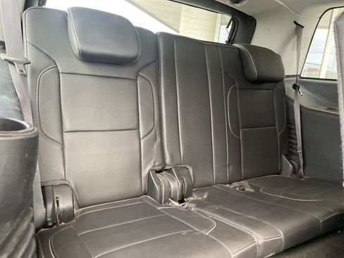 Used 2016 GMC Yukon SLT image 25