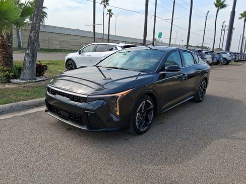 New 2025 Kia K4 GT-Line image 3