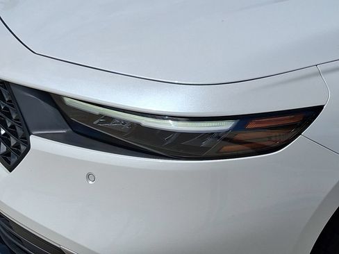 Used 2025 Honda Accord Touring image 7