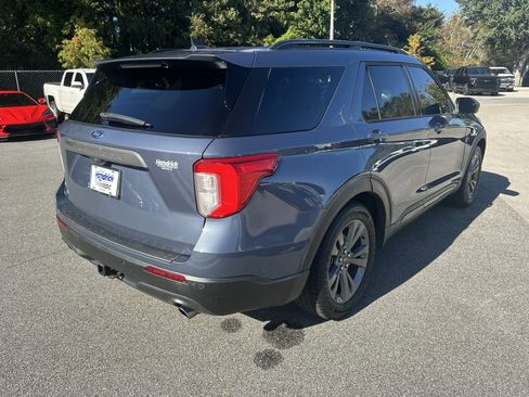 Used 2021 Ford Explorer XLT w/ Equipment Group 202A image 10