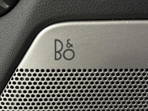 Used 2023 Ford F150 Lariat w/ Equipment Group 502A High image 31