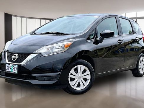 Used 2019 Nissan Versa Note SV FWD image 2