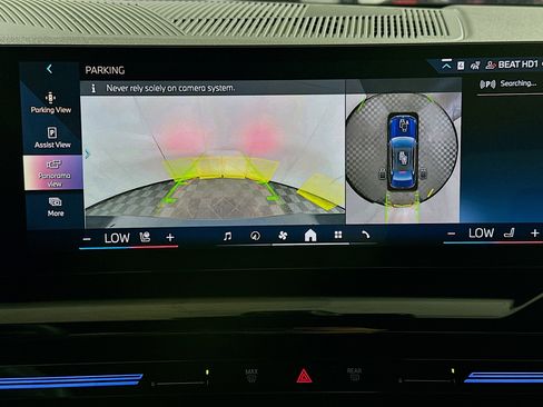 Used 2024 BMW 530i w/ Premium Package RWD image 23